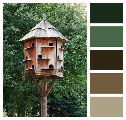 Birdhouse Box Brown Image