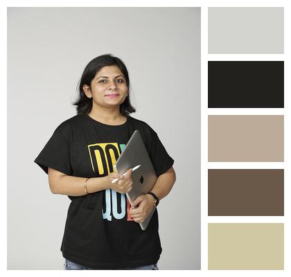 Idea Shallunarula Indian Girl Cofounder Image