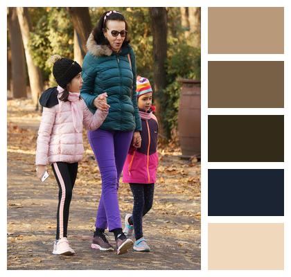 Family Family Alley Relaxation Image