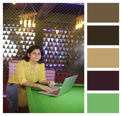 Freelancer Freelancer Freelancer Business Woman Image