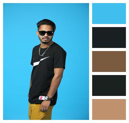 Modeling Portrait Style Entertainer Image