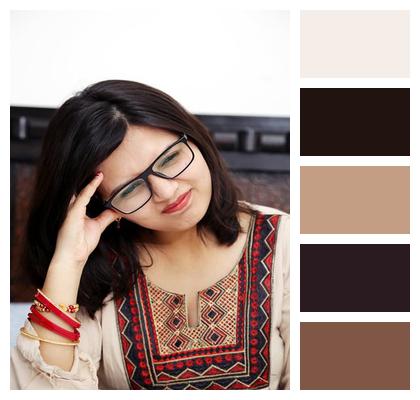 Indian Girl Confused Confused Confused Image