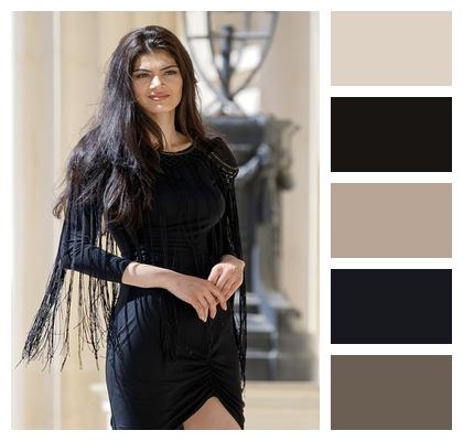 Building Lifestyle Dress Posing Image