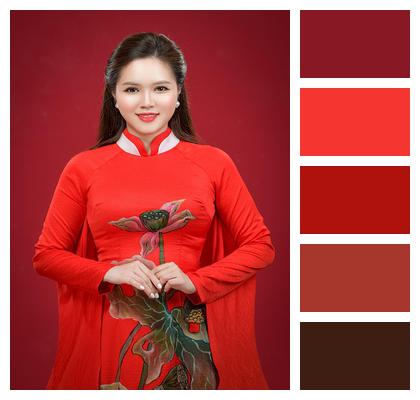 Beautiful Girl Performer Fashion Traditional Costume Image