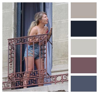 Outdoor Window Surprise Event Image