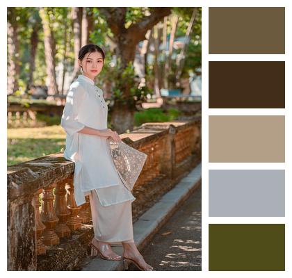 Pretty Pose Vietnam National Dress Vietnamese Image