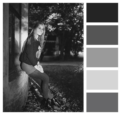 Model Retro Monochrome Street Image