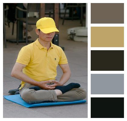Chinese Man Lifestyle Down Image
