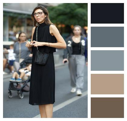 Costume Glasses Woman Street Image