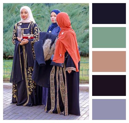 Muslim Women Traditional Pavement Image