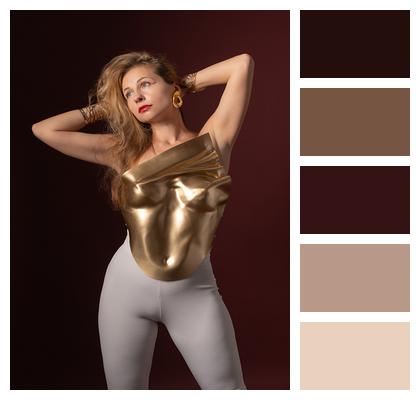 Golden Corset Model Pretty Stylish Image