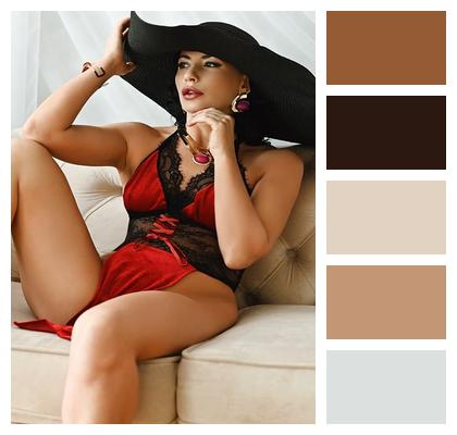 Woman Fashion Hat Model Image