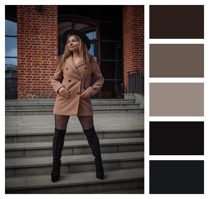 Figure Fashion Coat Style Image