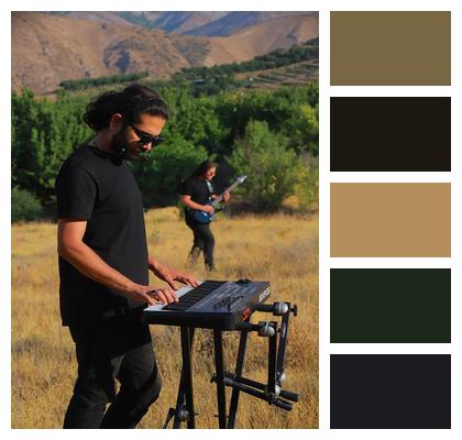 Iran Keyboard Portrait Music Image