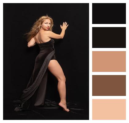 Fashion Blonde Legs Style Image